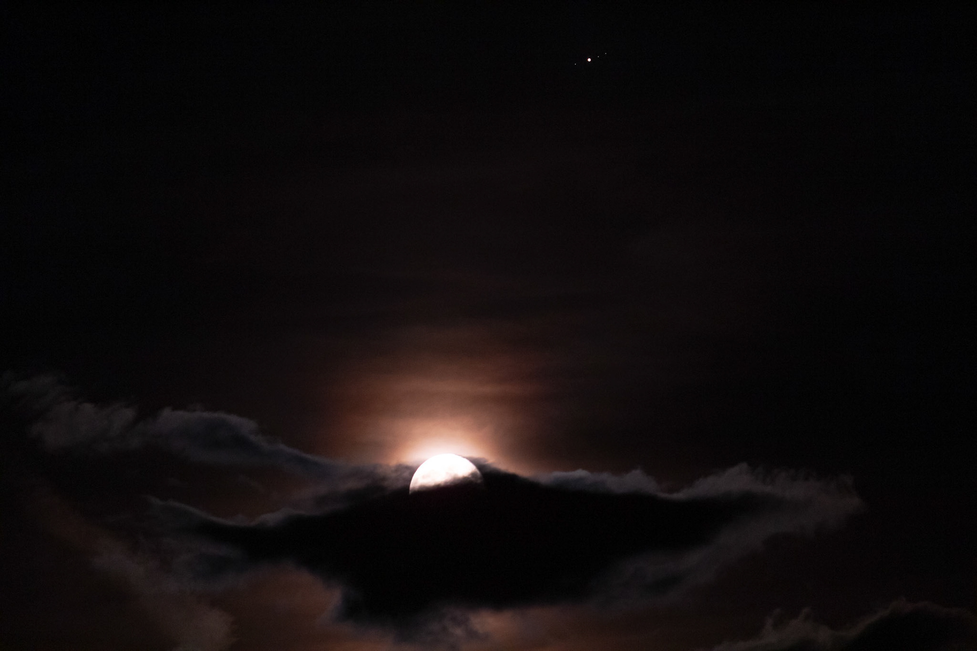 moon and jupiter / September 2022