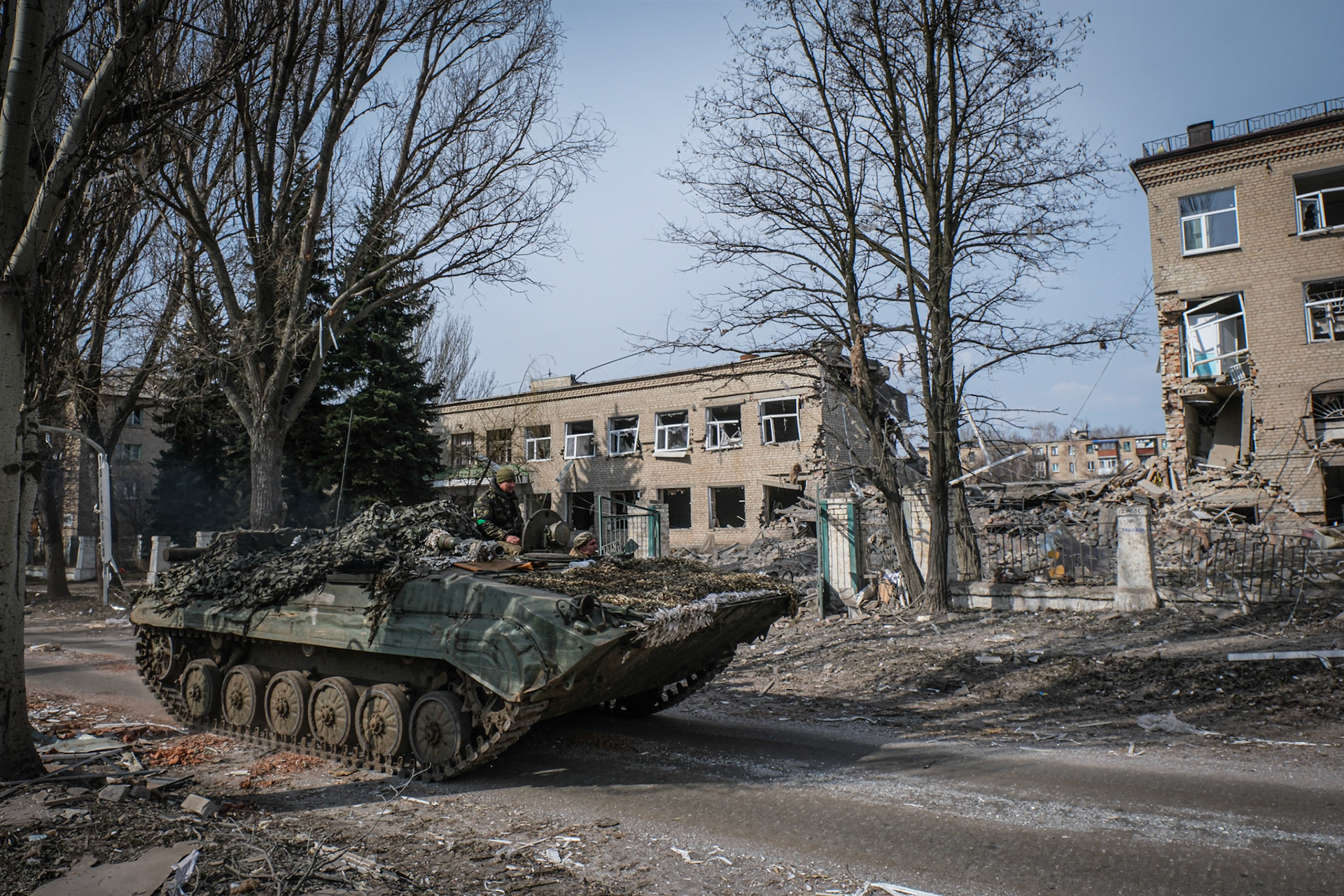 Ukraine, Tchassiv Yar, 2023-03-22. At few kilometers from the front line in Bakhmut, the city was almost destroy by the russian forces. Photograph by Fred MARIE / Collectif DR. Ukraine, Tchassiv Yar, 2023-03-22. A quelques kilometres du front de Bakhmout, la ville est presque detruite par les forces russes. Photographie de Fred MARIE / Collectif DR.