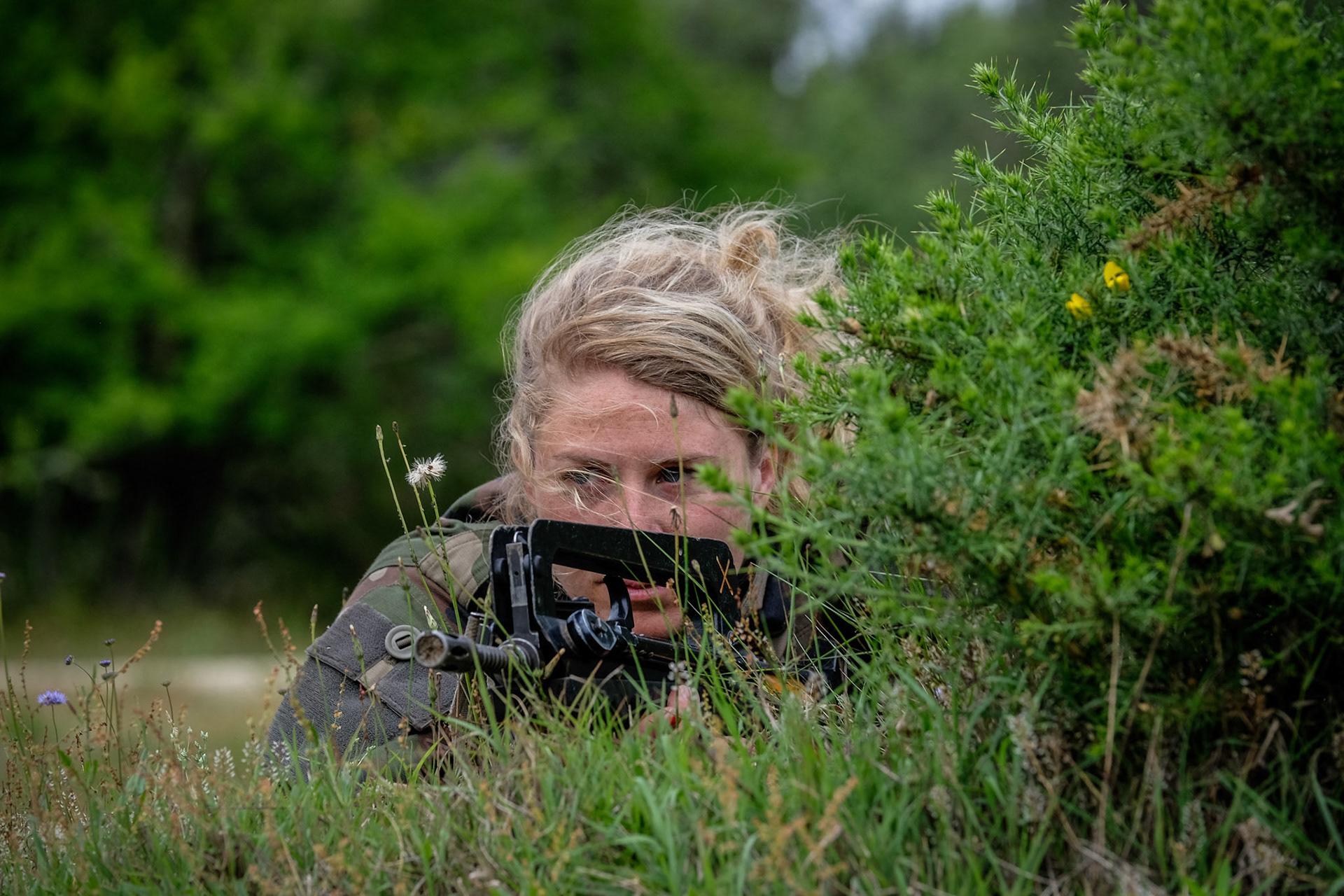 France, Martignas-sur-Jalle, 2016-06-01. The Nordic and Alpine members of the French military ski team are hosted this week by the Special Forces, within the 13th regiment of parachute dragons, as part of their traditional cohesion training. Photograph by Fred MARIE / Collectif DR.France, Martignas-sur-Jalle, 2016-06-01. Les nordiques et alpins de l equipe de France militaire de ski sont accueillis cette semaine chez les Forces speciales, au sein du 13e regiment de dragons parachutistes, dans le cadre de leur traditionnel stage de cohesion. Photographie de Fred MARIE / Collectif DR.