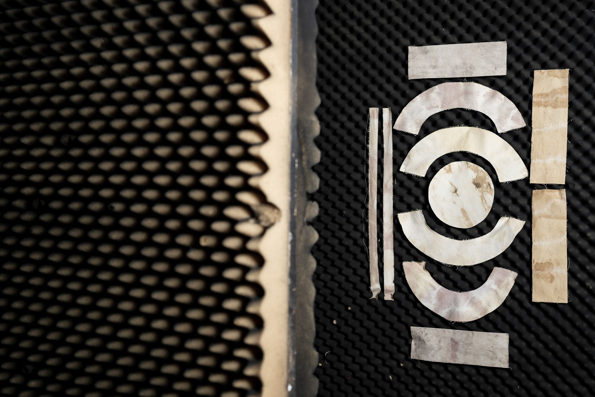 Elina Vainio, Pattern for a Mushroom Hat 2023 cotton, pigments from Phaeolus schweinitzii, Tapinella atromentosa, Sarcodon squamosus & Inonotus obliquus