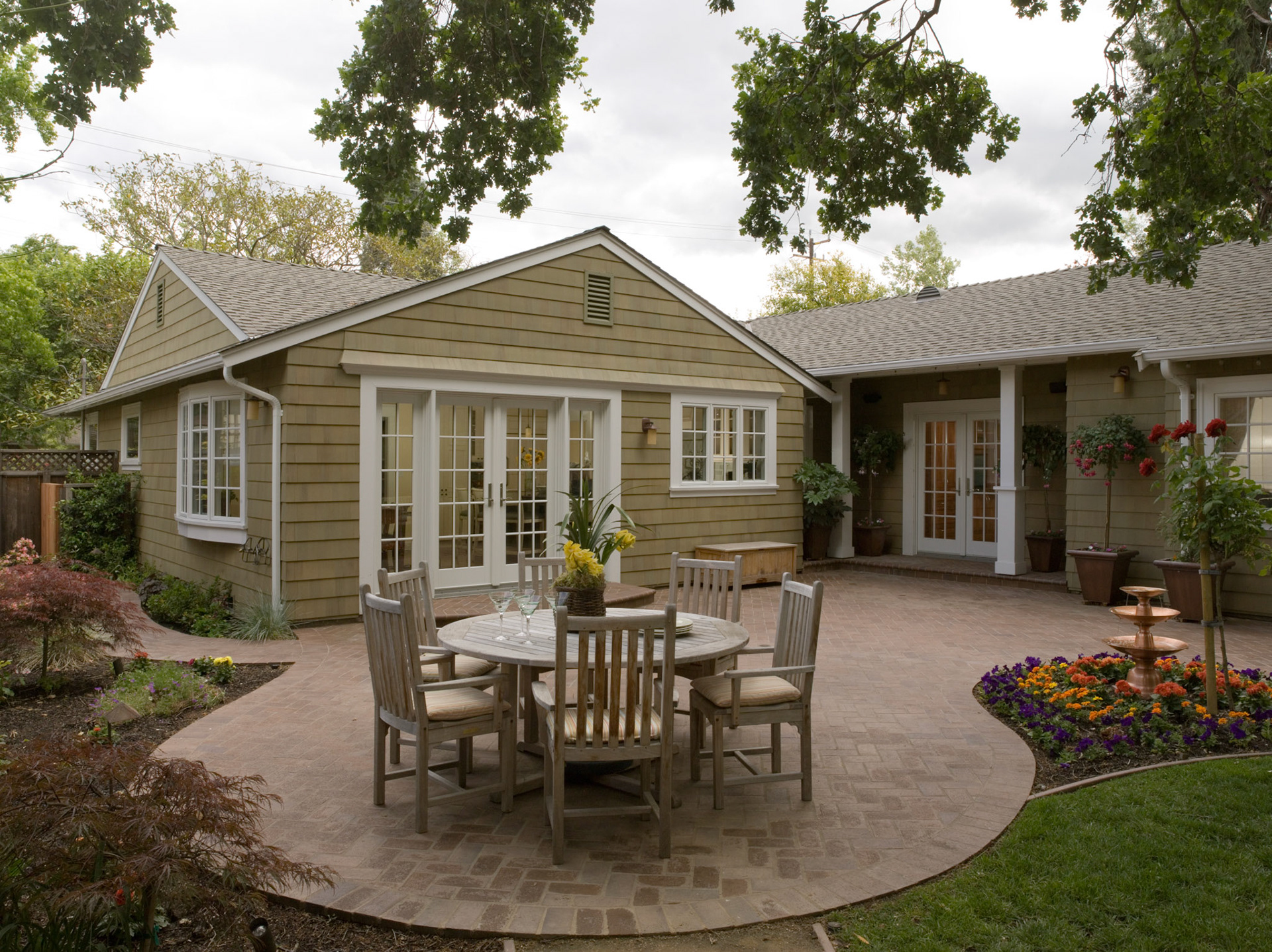 Photo Credit: David Duncan Livingston • Work performed while working at Callahan Design Group