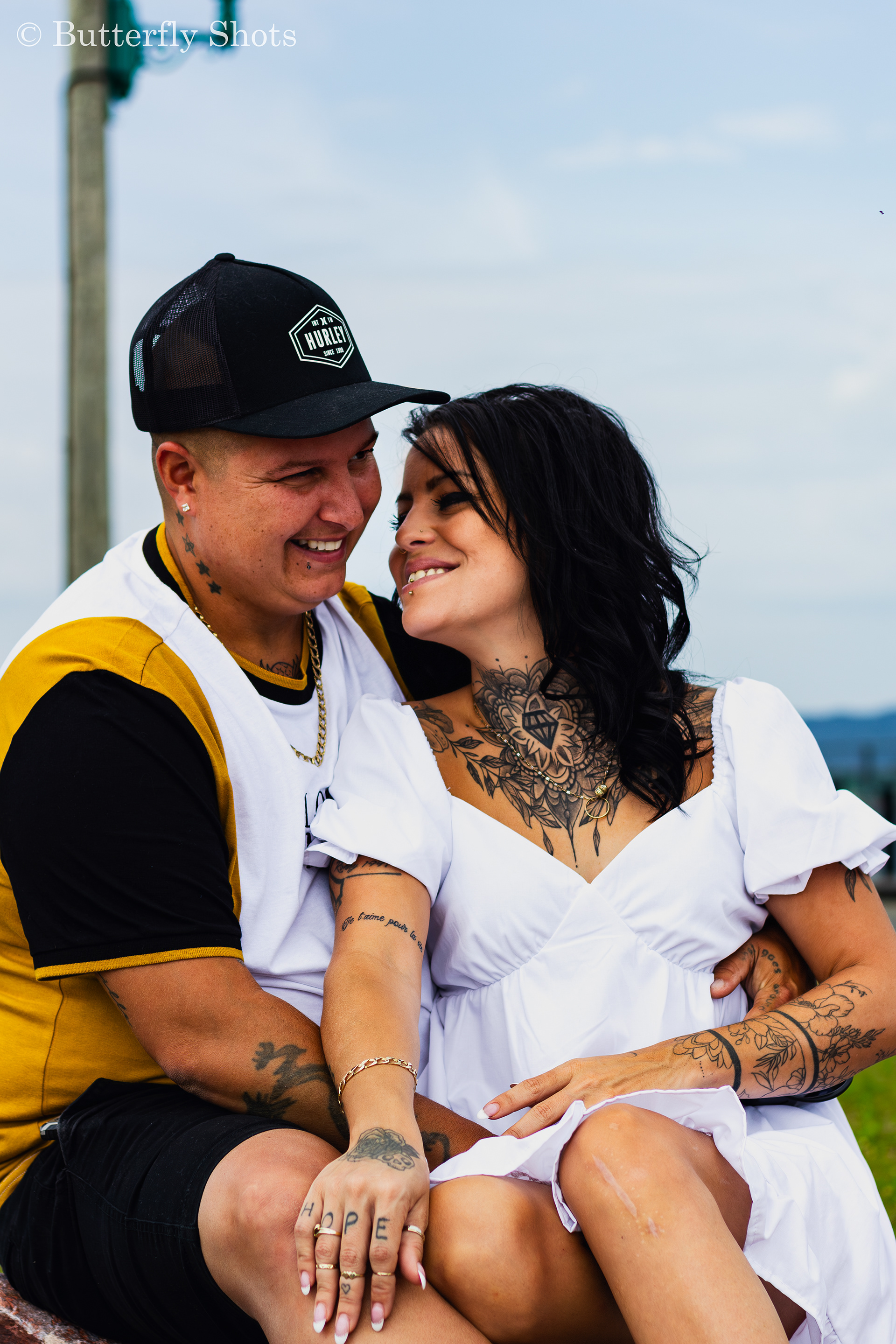 Outdoors engagement photoshoot