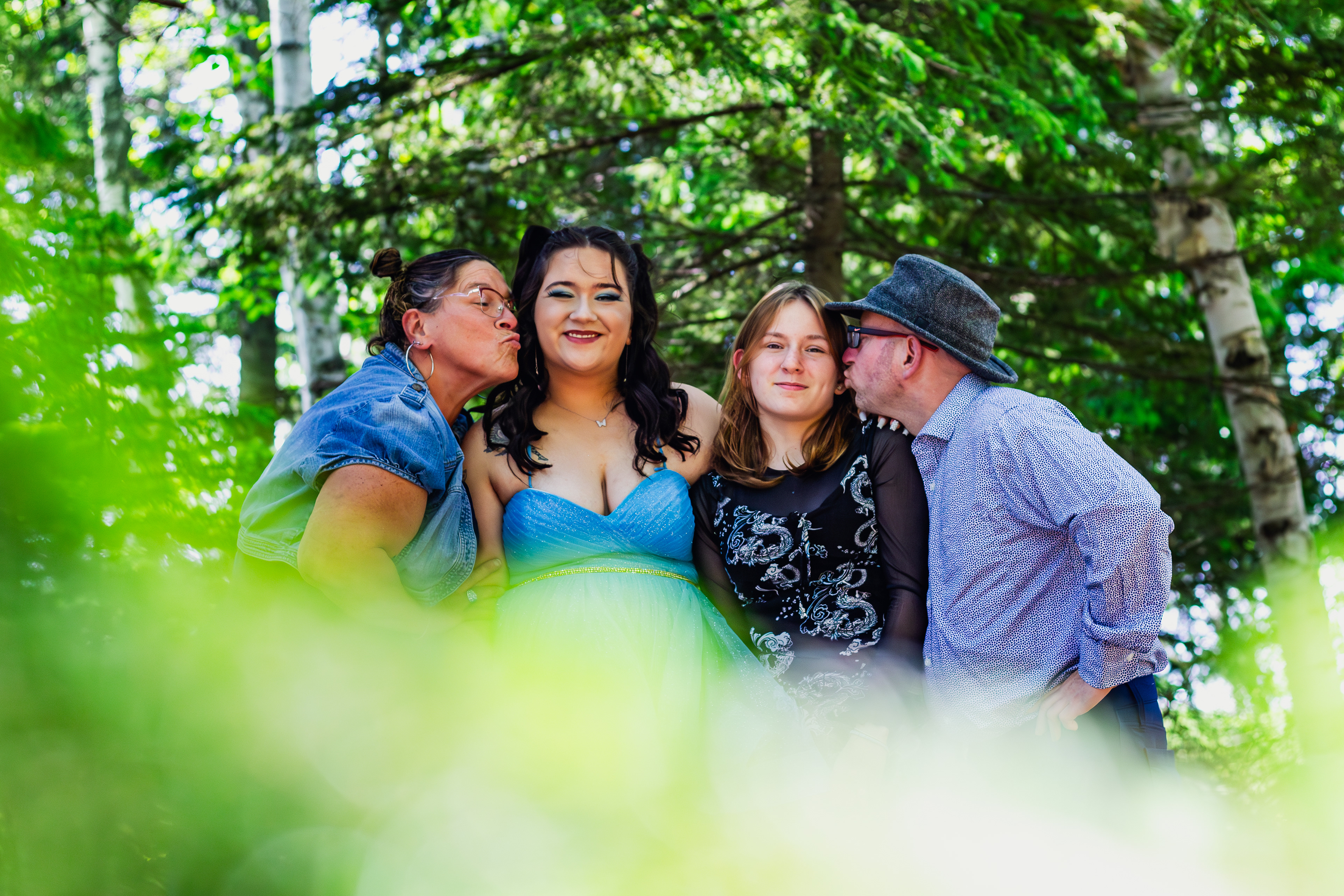 Family photography before prom