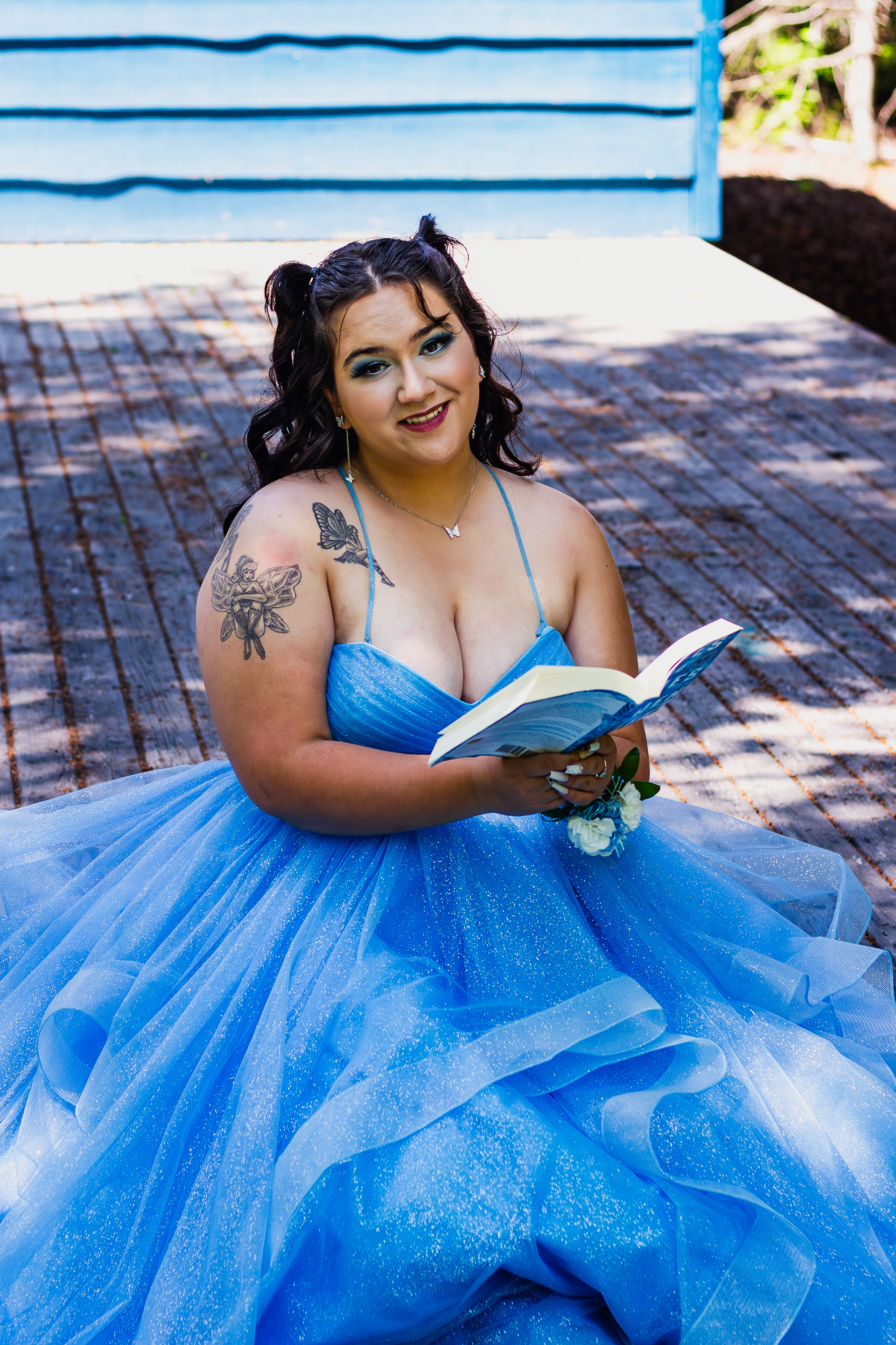 Outdoors portrait prom day