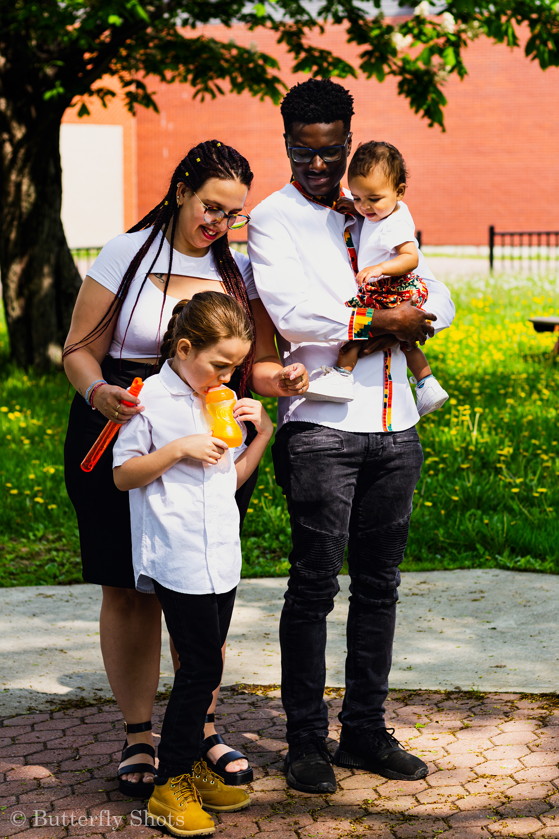 Outdoors family photography