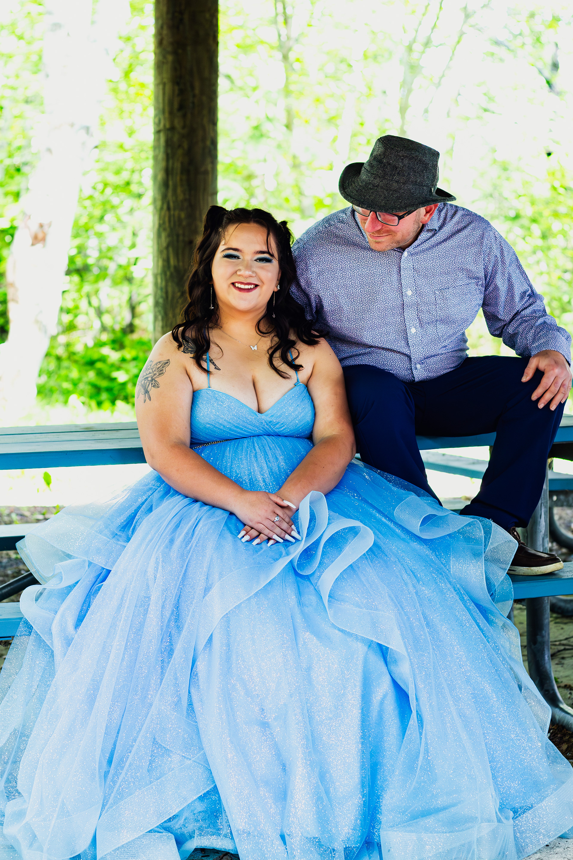 Family photography before prom father and daughter