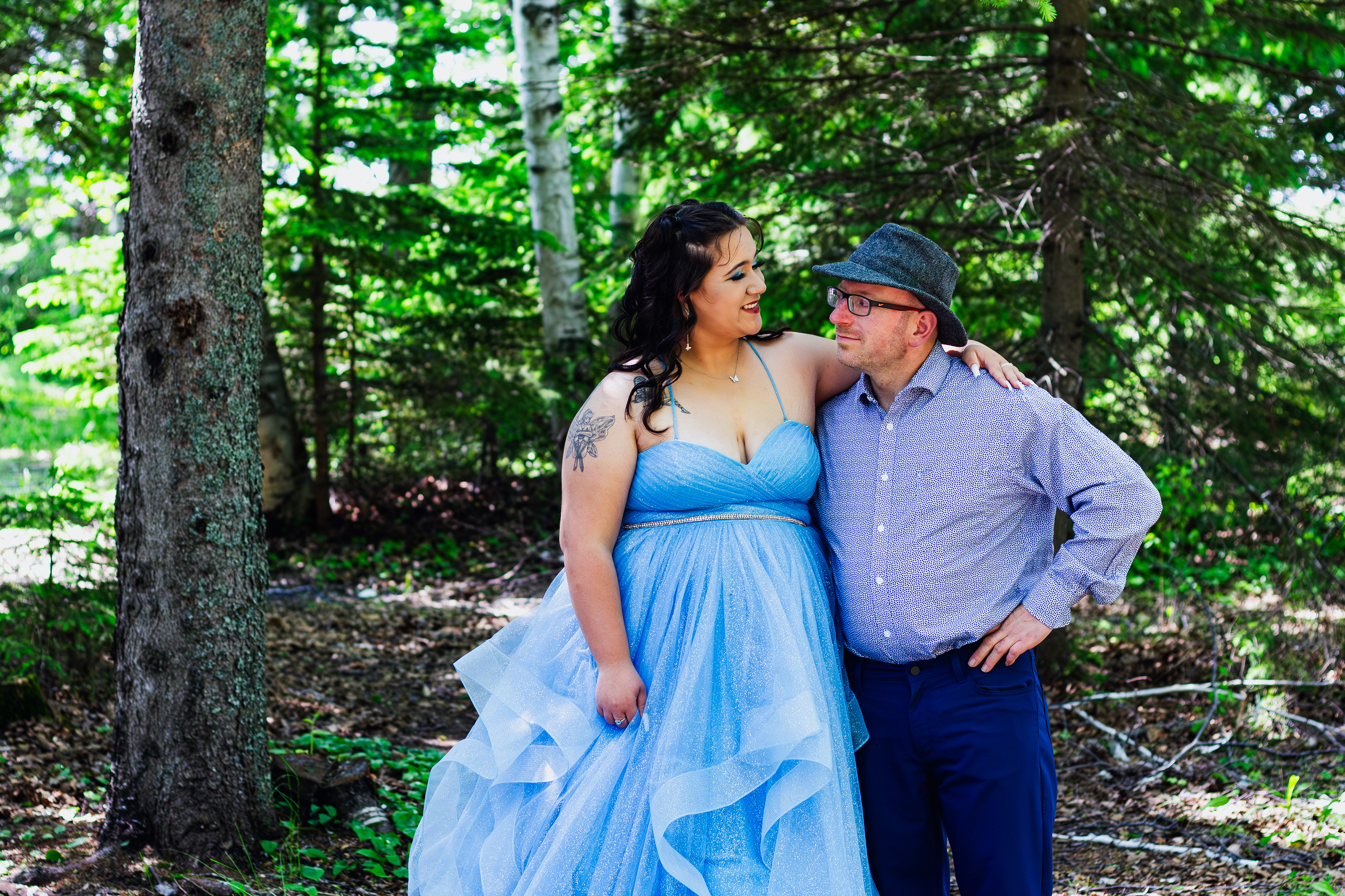 Family photography before prom father and daughter