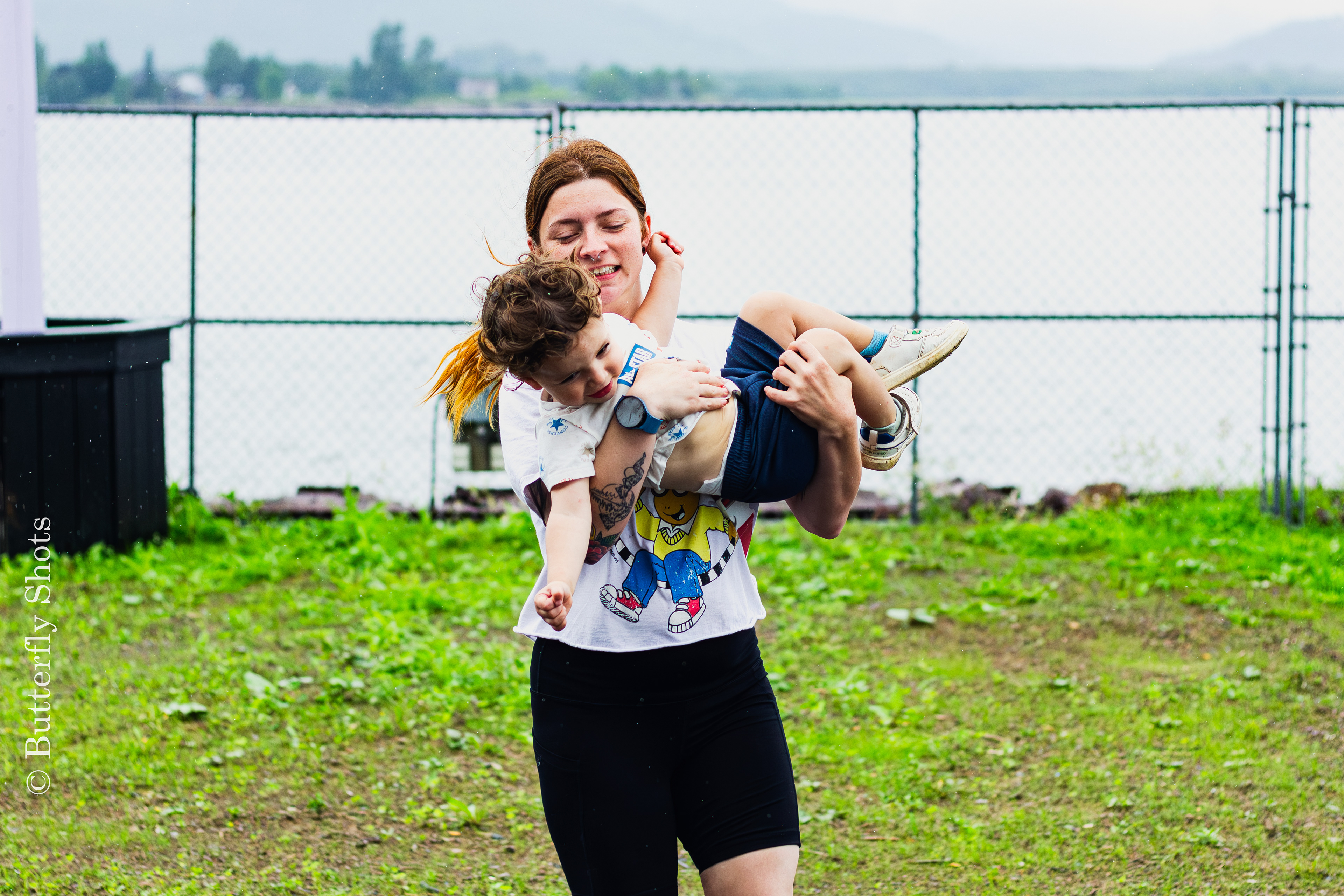 Family photography of mommy and child