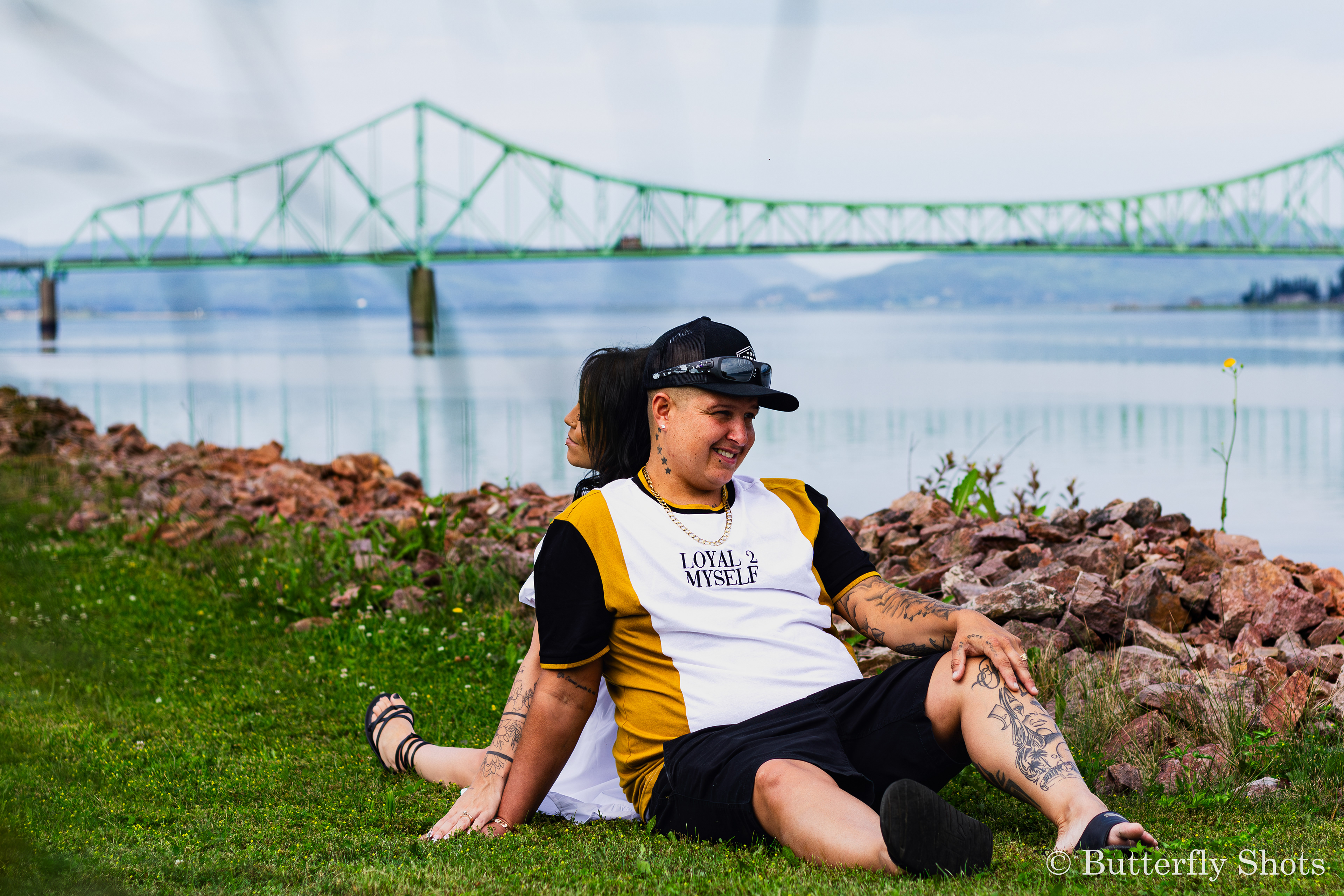 Outdoors engagement photoshoot