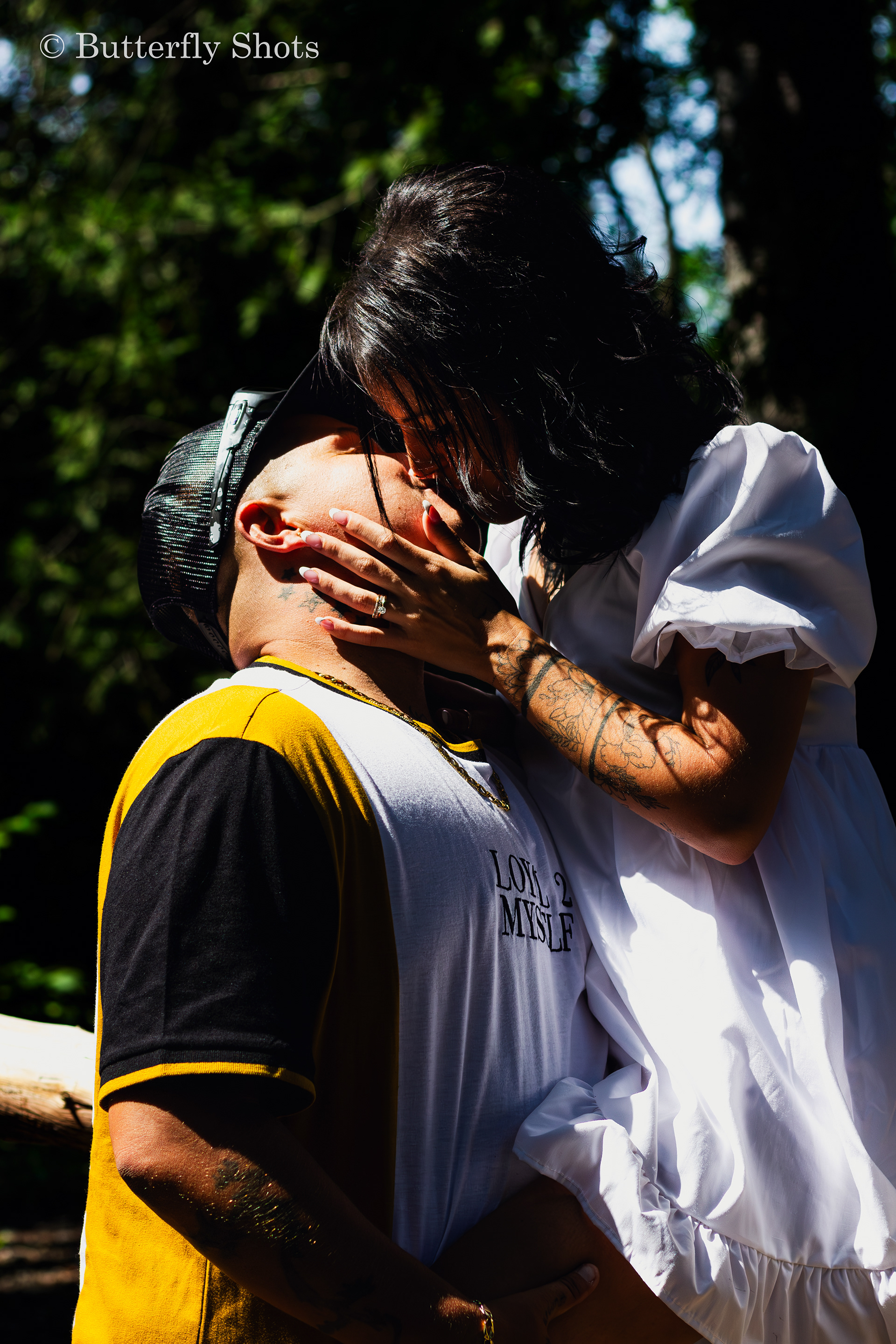 Outdoors engagement photoshoot