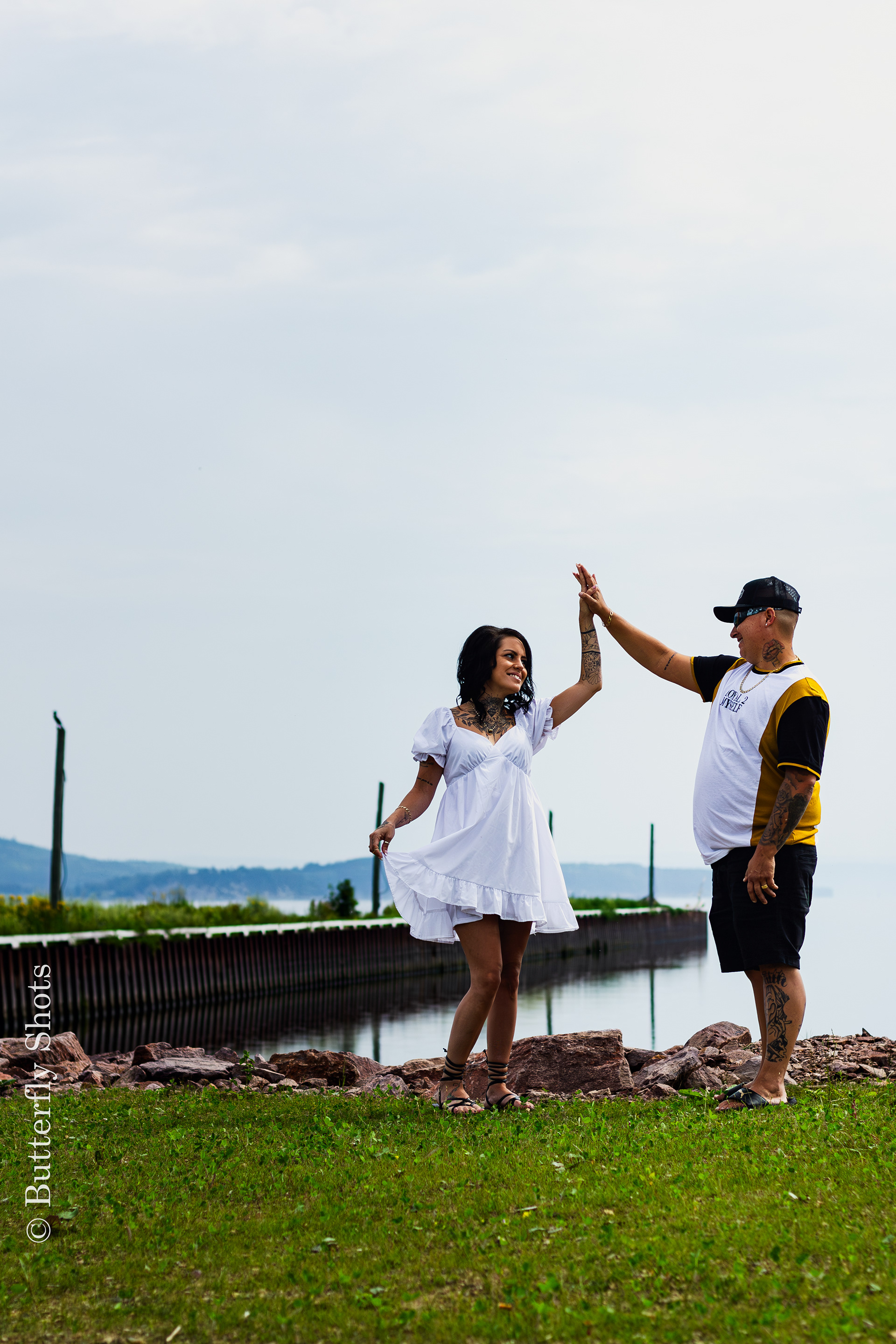 Outdoors engagement photoshoot