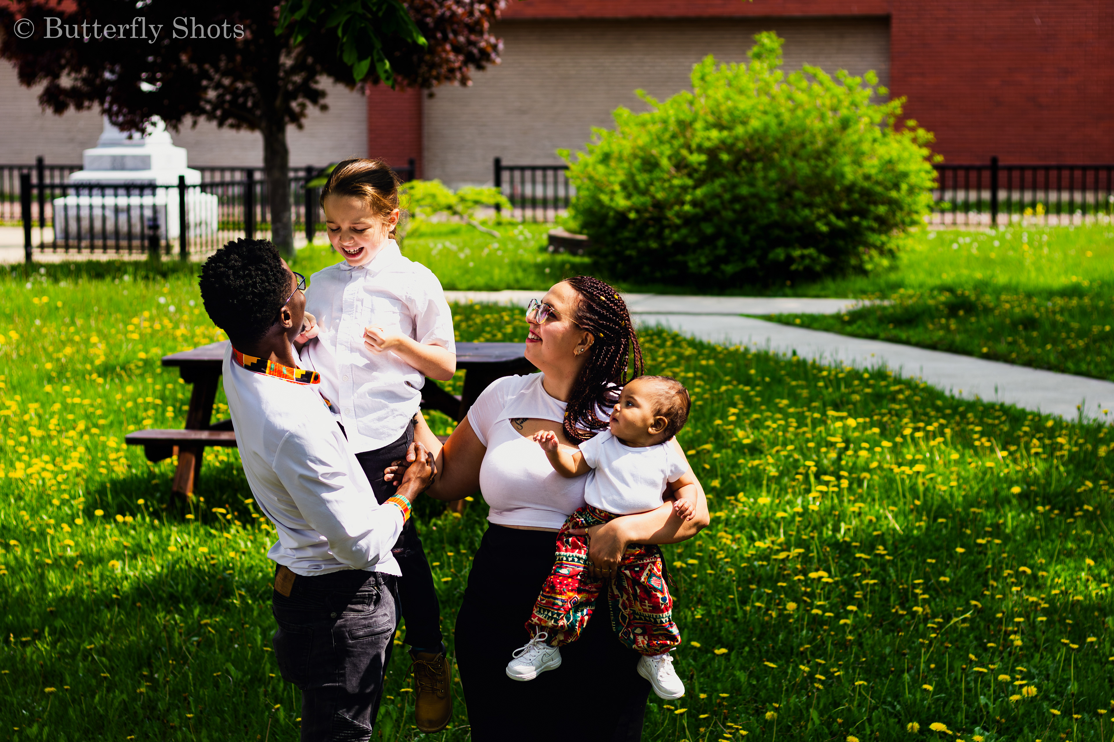 Outdoors family photography