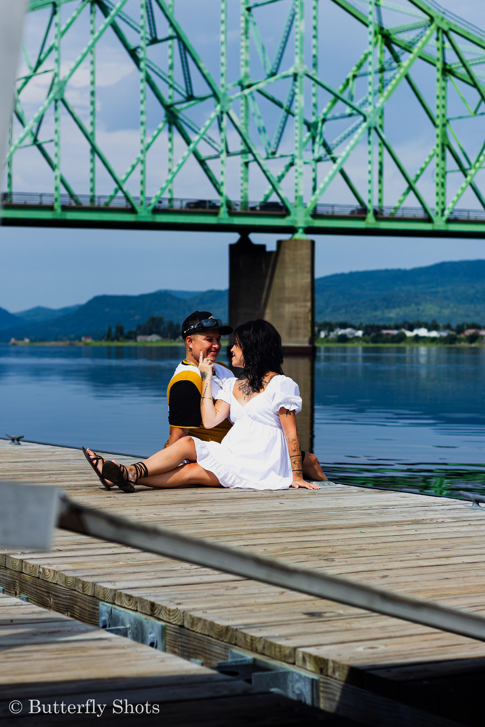 Outdoors engagement photoshoot