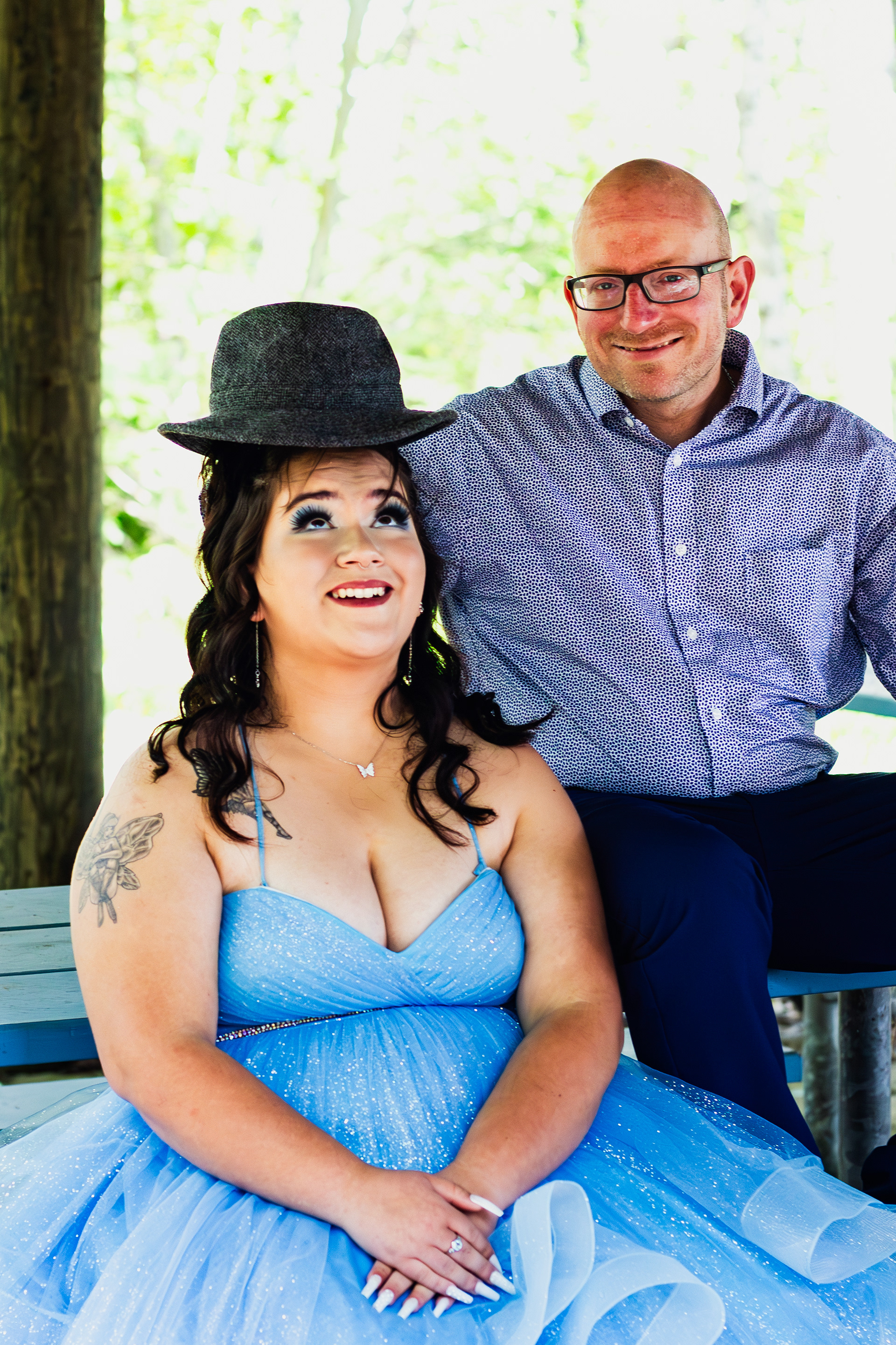 Family photography before prom father and daughter