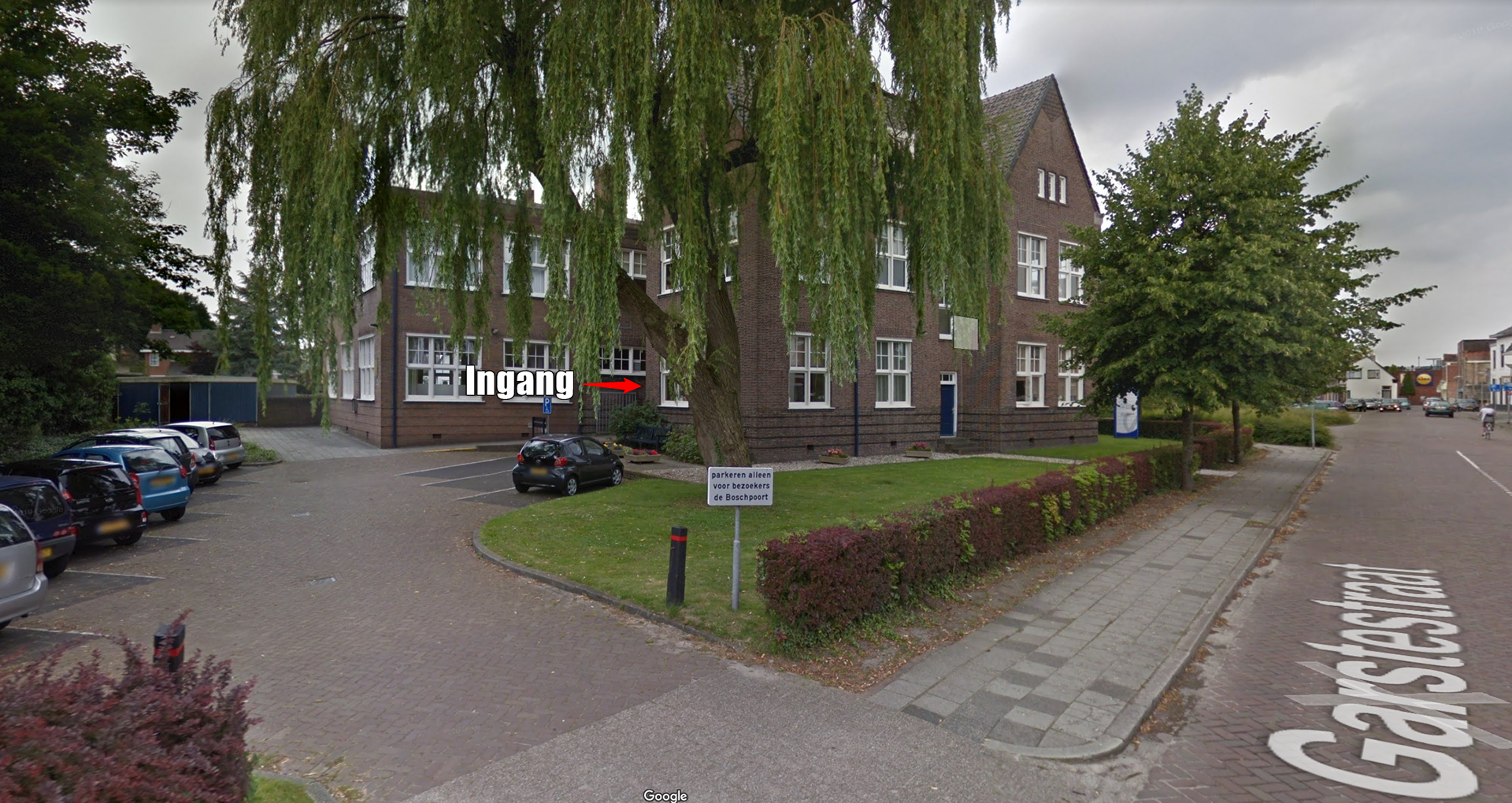 Ingang via de achterzijde