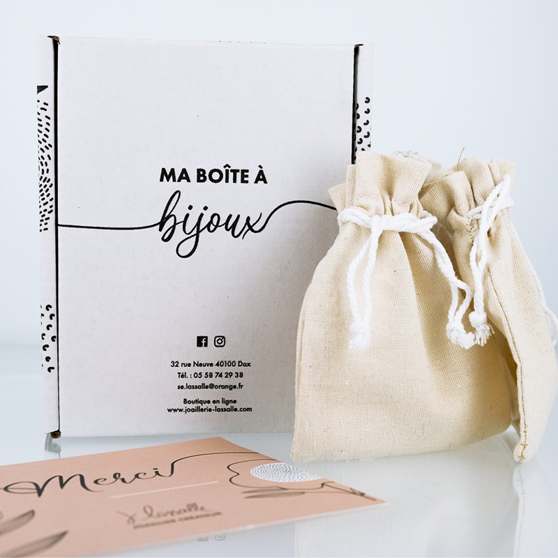 Photographies de la boîte à bijoux pour le web.