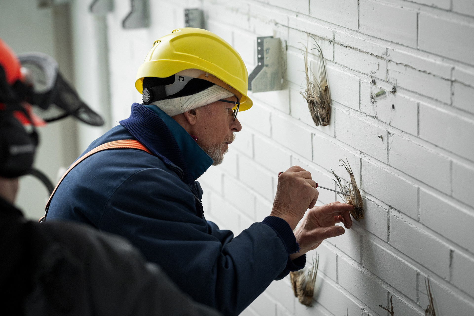 Anni Rapinojan Ikaroksen lapsien ripustus.