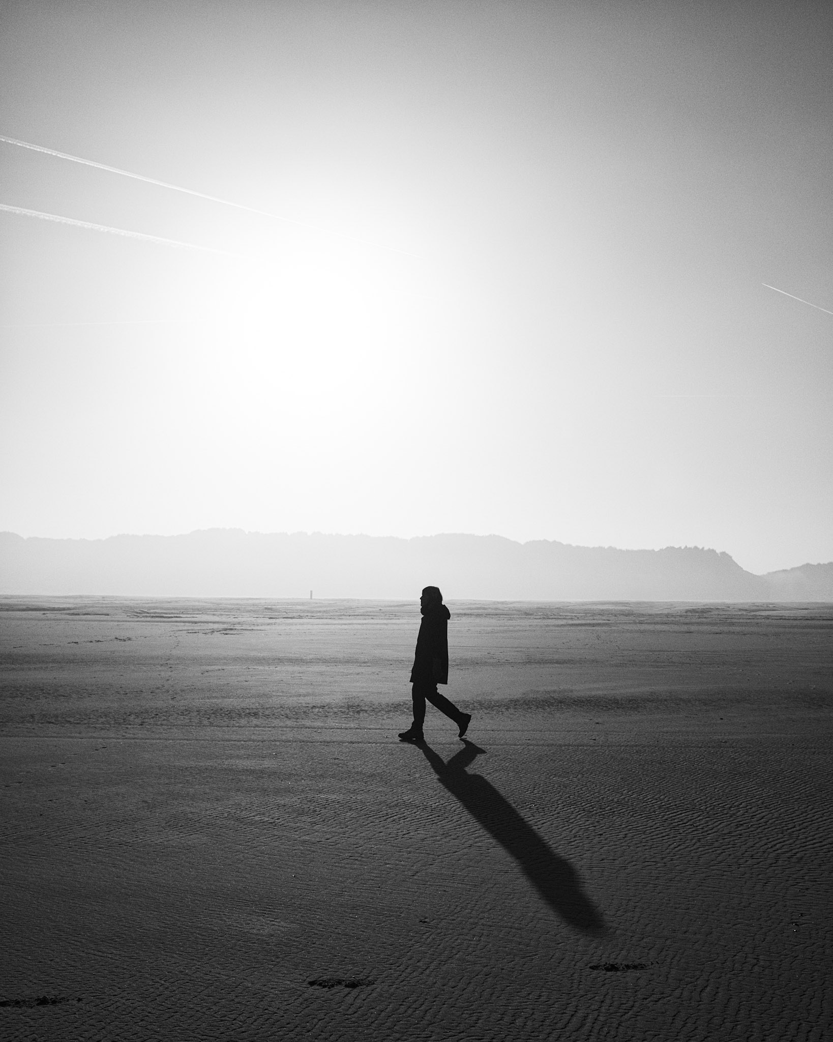 Een stille wandeling in hard licht