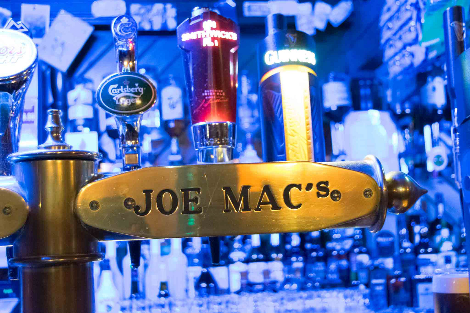 sloe up of joe macs signage