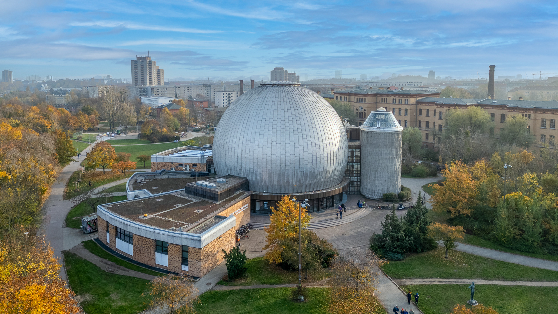 Berlin Planetarium. 2025 Aceita no Standt Shot (Austria) .