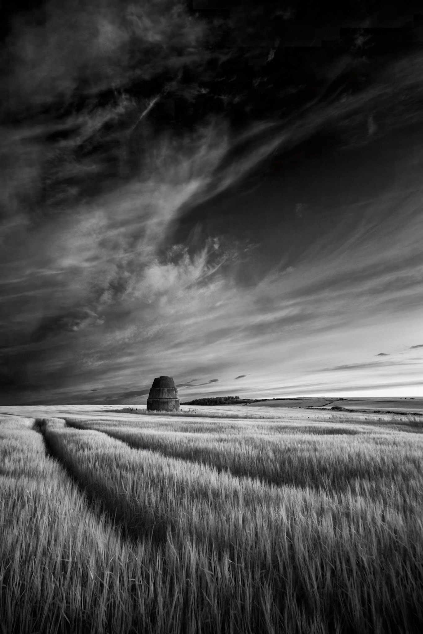 Findlater Doocot (dovecot) is a Grade A listed building, dating from the 16th century, and stands near the ruins of Findlater Castle in Aberdeenshire
