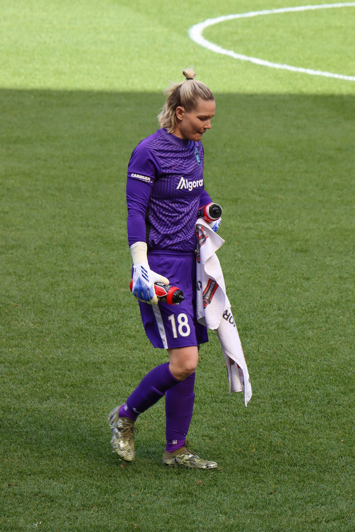 Ashlyn Harris