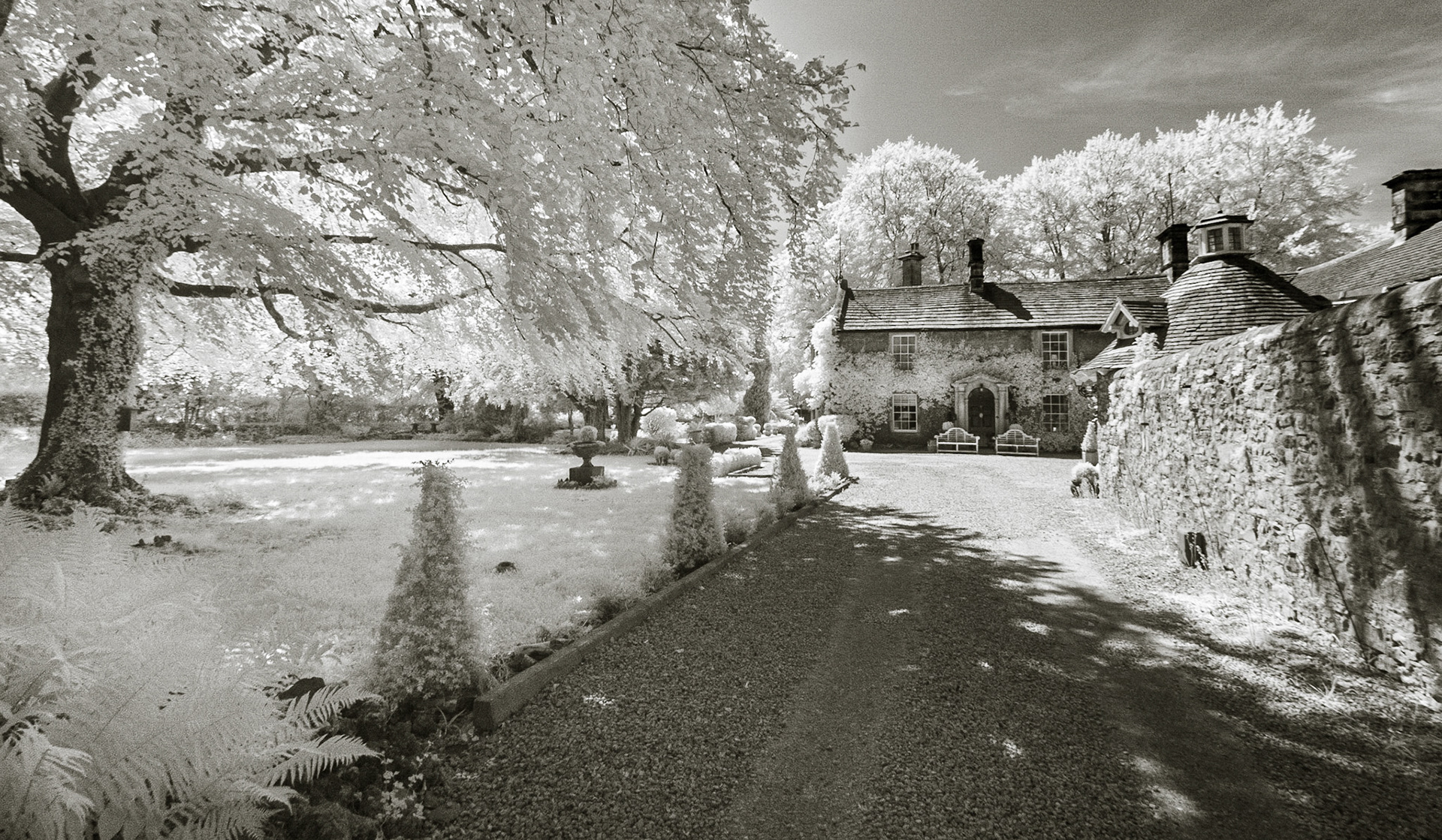 Riverside House Hotel. Ashford in the Water
