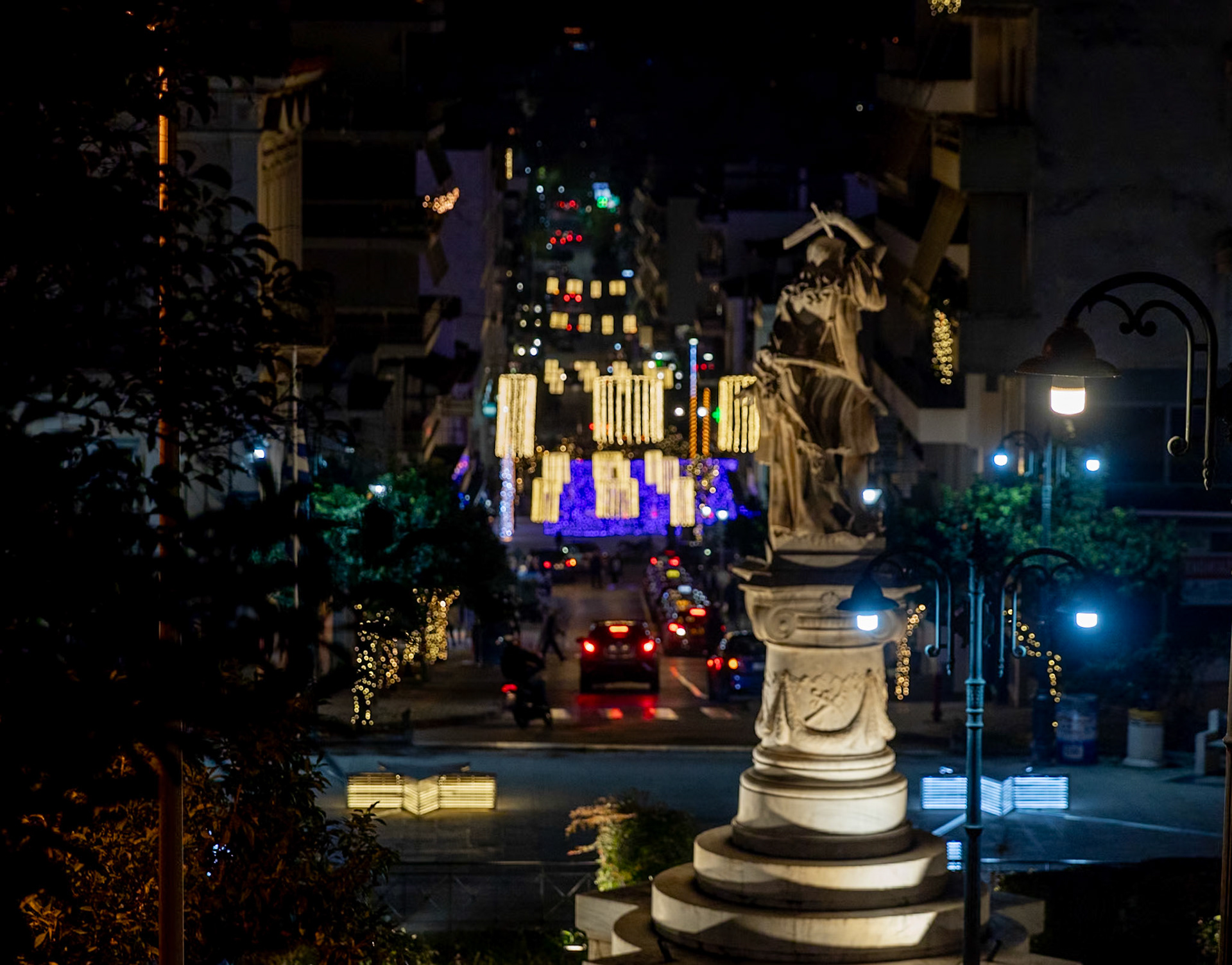 Statue of Athanasios Diakos, overlooking Diakou Square