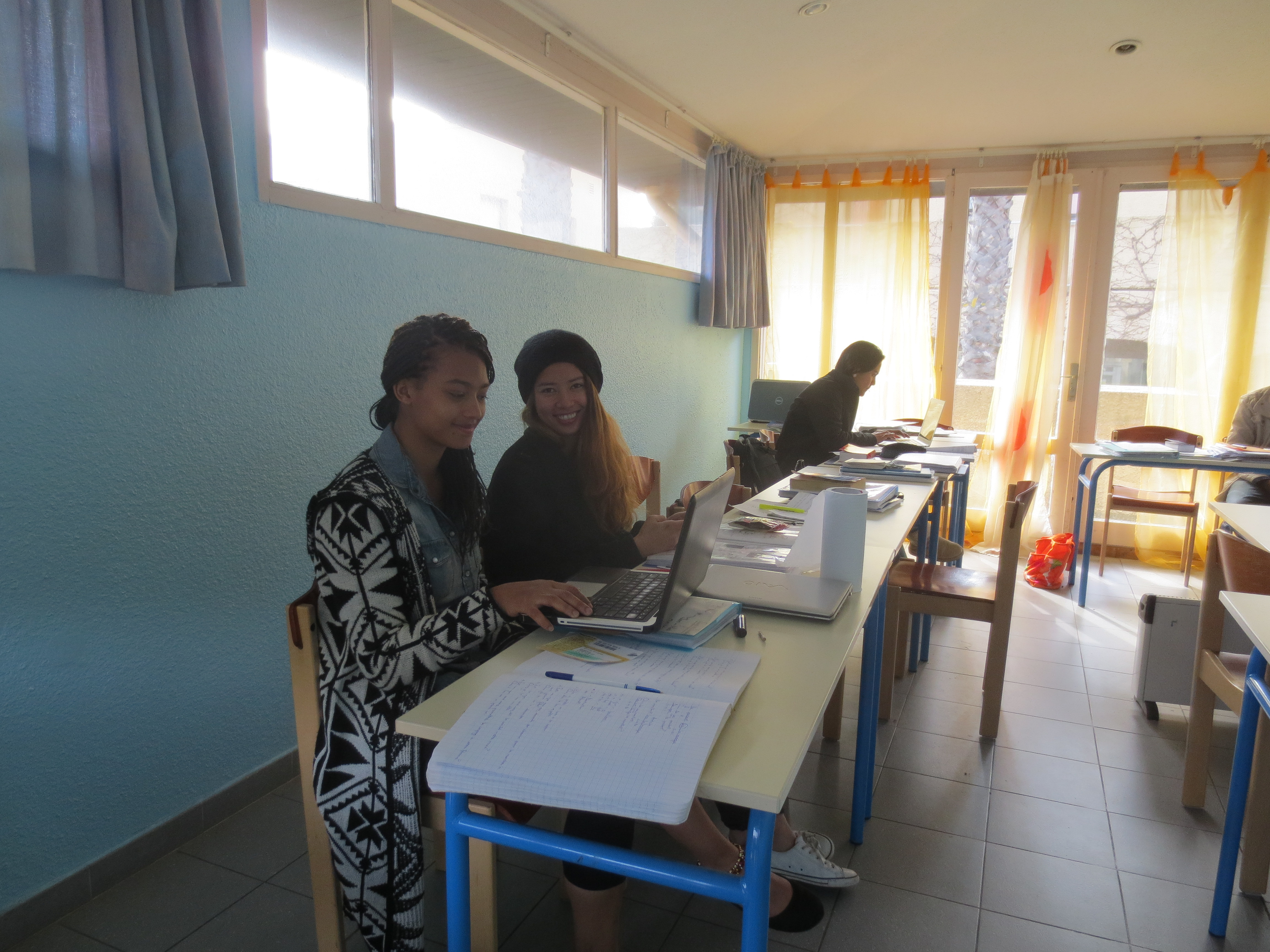 French class level 2 (not my class)