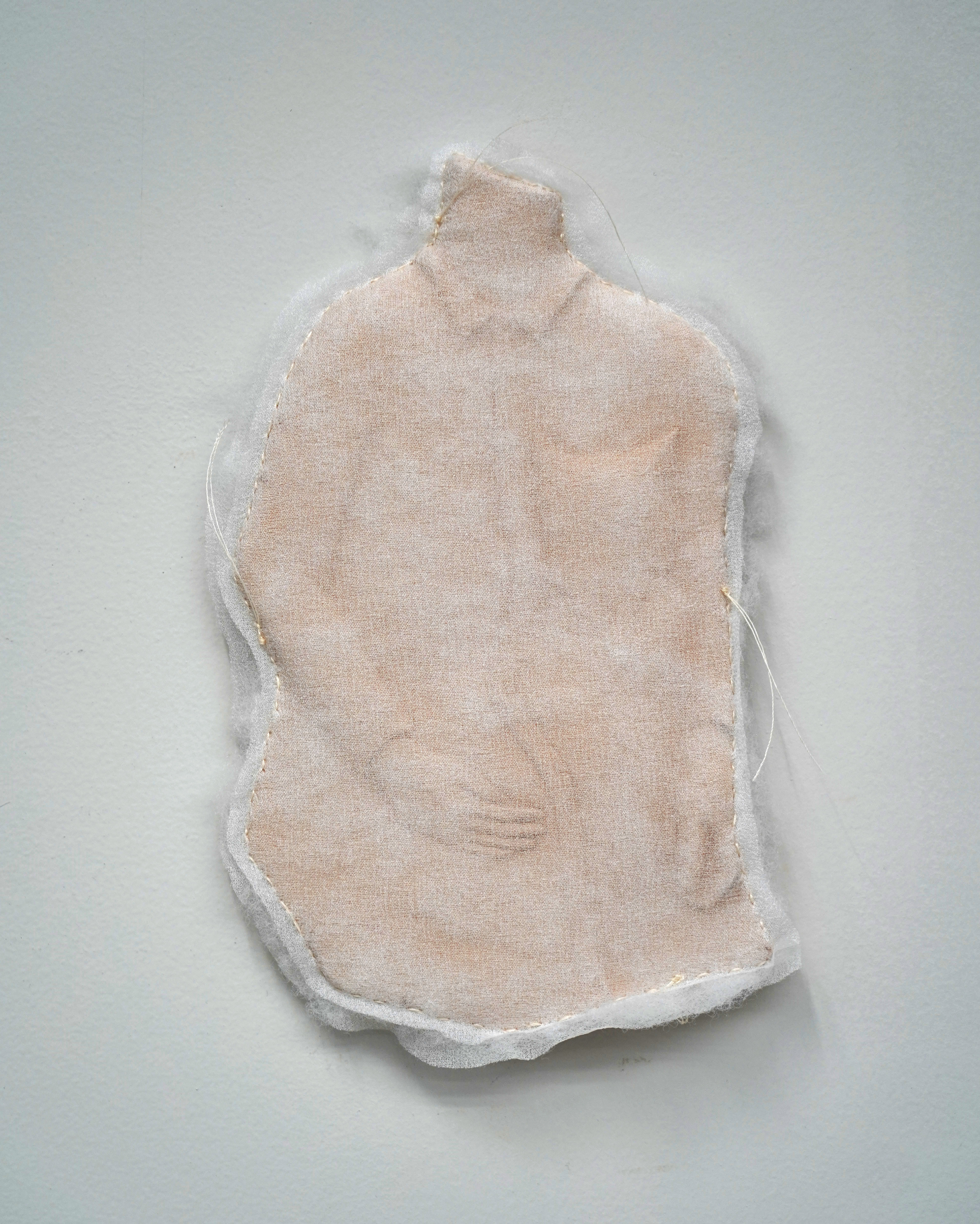 《モモ》terracotta,cotton,cloth,thread,2025