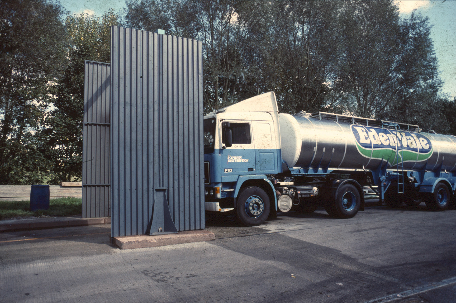1988 Honiton Vehicle Wash (Courtesy Wendy Hawker)