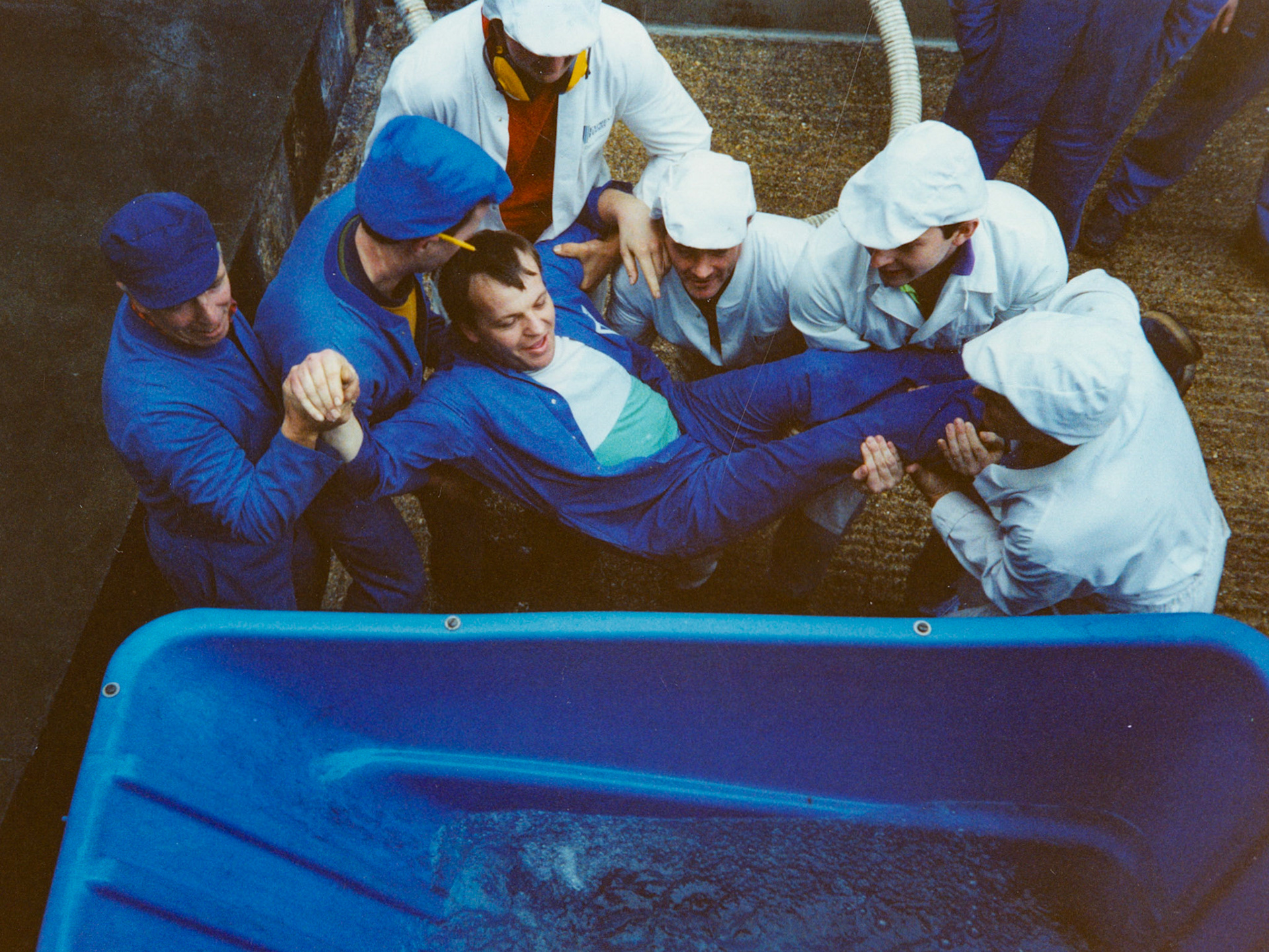 1991 Honiton, November, following closure announcement: 'In goes Steve Lapping '-Brian Salter, Pete Toogood, Dave Keyward, Steve Gerry and Barry Booth. (Courtesy Wendy Hawker)