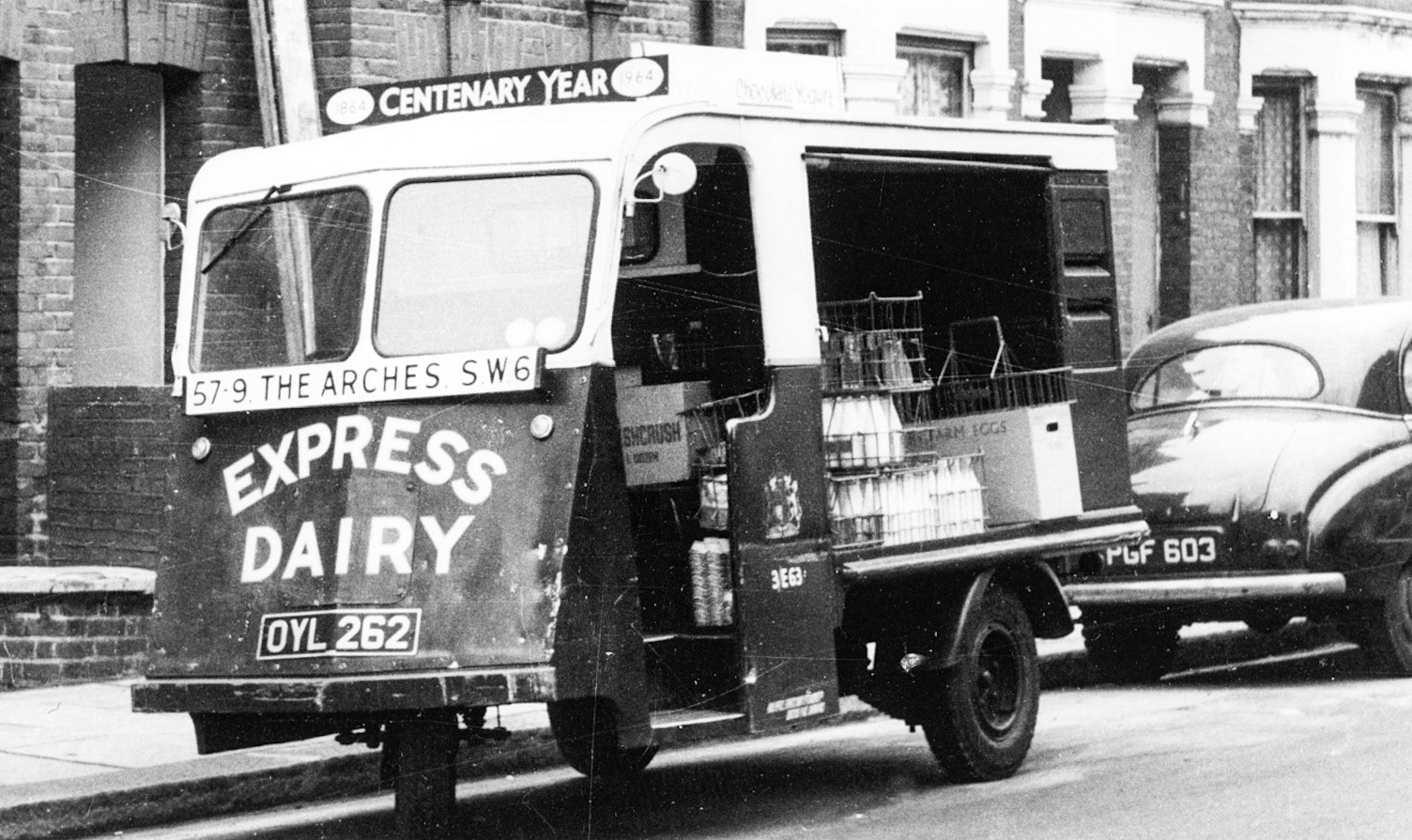 1964 Hurlingham float OYL 265, CoEv: 63(Courtesy Paul Luke)