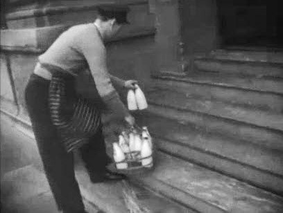 1949 London workers on Christmas Day (BBC Rewind still)