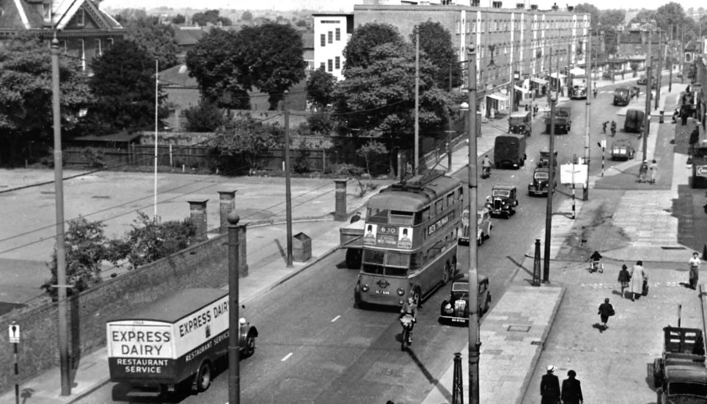 1950s? Express Restaurant Service van pictured in London Road, Mitcham, with Eagle House on the left and 630 Trolley Bus heading south. The route 630 trolleybus ran between Mitcham and Croydon from 1937 until July 1960 (Courtesy Peter Collins)