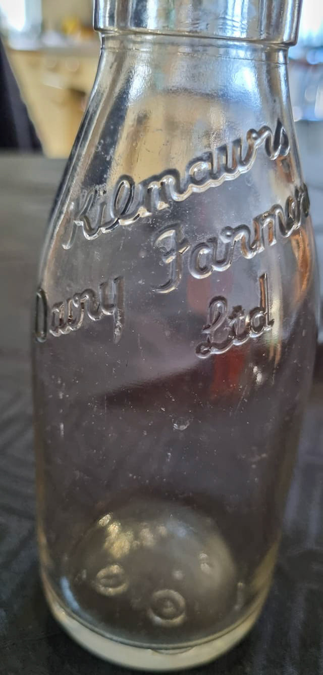 Kilmaurs ½ pint bottle. Neil Mackenzie comments "Found under the floorboards in a church in Paisley". (Courtesy Neil Mackenzie)