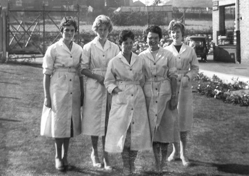 1950's? Female staff at Chesterfield Dairy. Steve Wells identifies his mother, Kathleen Wells in the centre. (Courtesy John Cuttriss)