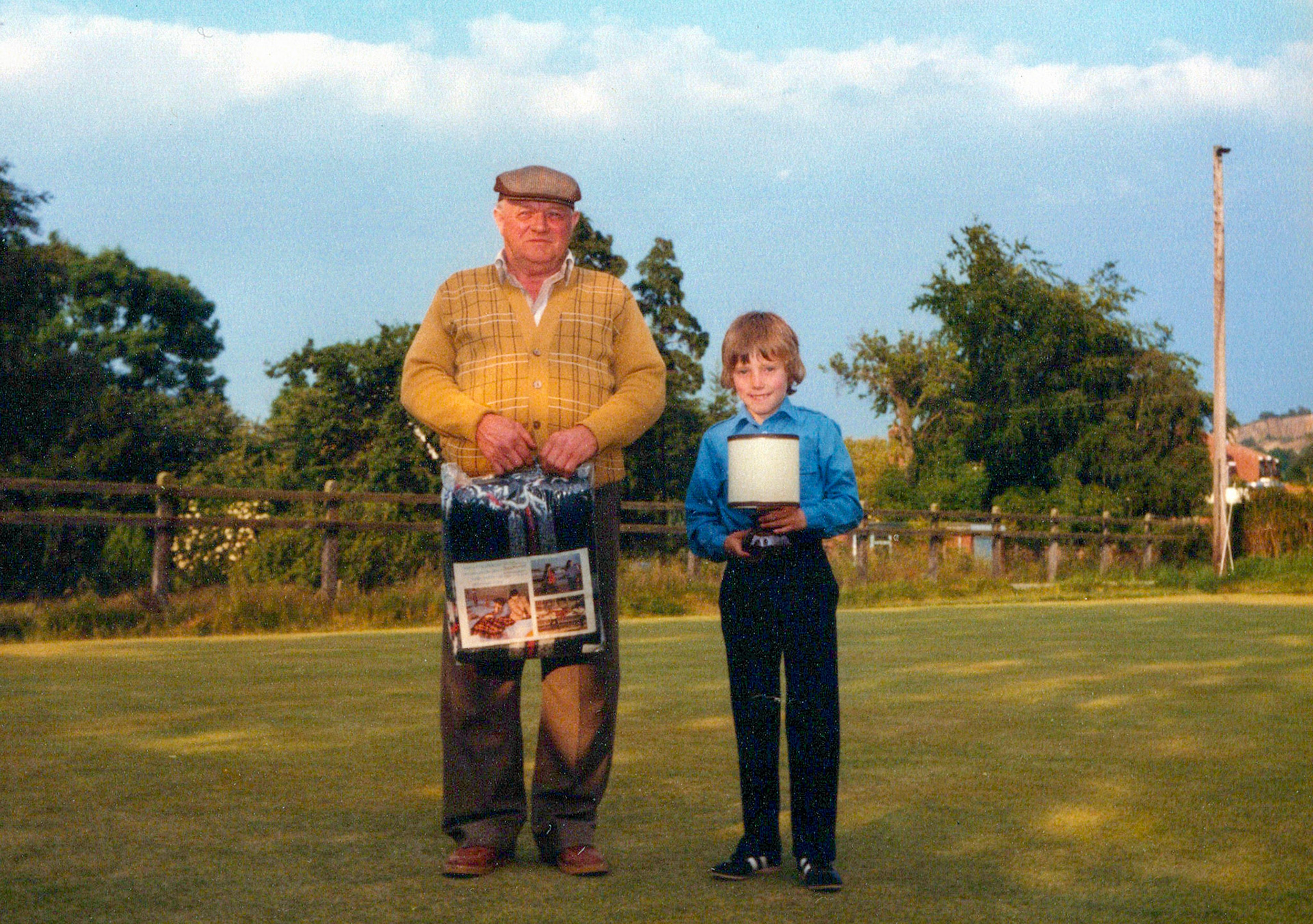 1980's Minsterley Bowling Club. Monica Corfield and Ben Samuels identify Evan Ingram on the left. Chris Povey on the right, Sharon Hamer says "... look how cute you were". (Courtesy Joe Lyons)