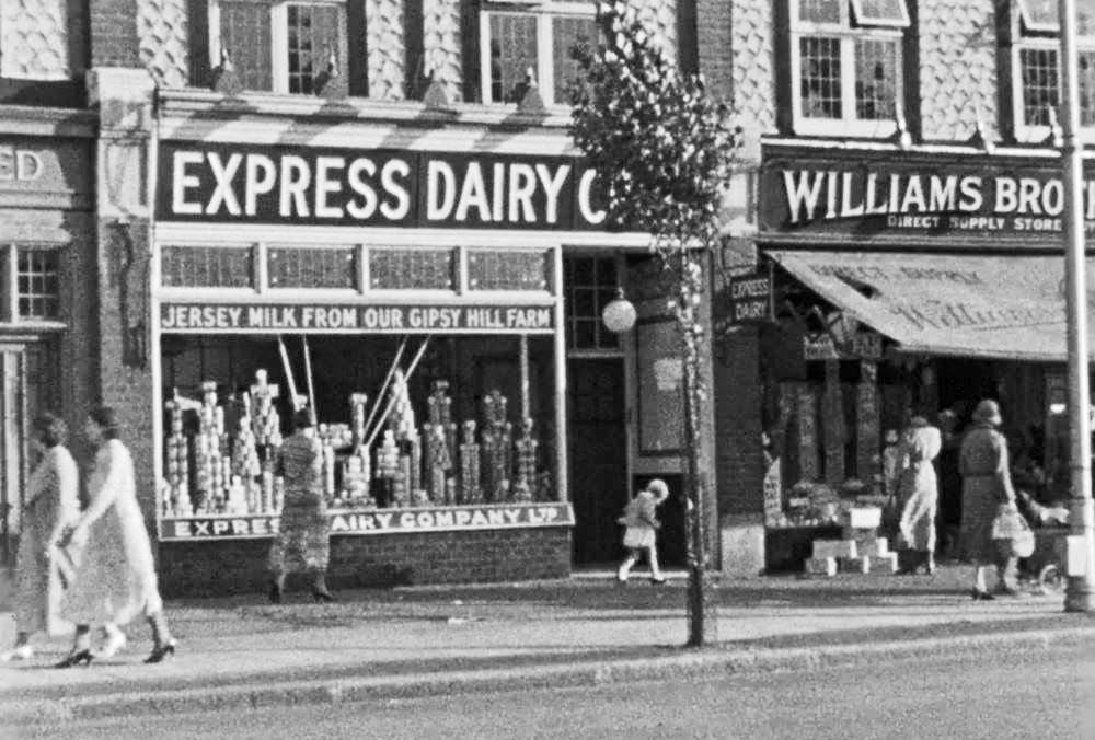 1930's Express Shop (Courtesy Real Diggers FB Group)
