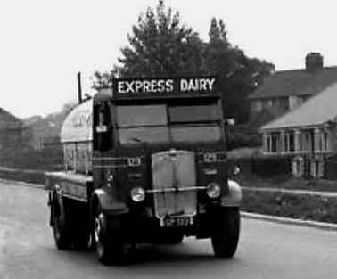 1930's Early Express Tanker. (Courtesy Express Dairy Memories)