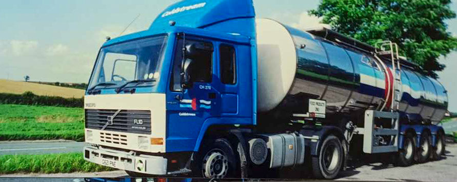 1991-95 Coldstream tanker empty, after offloading skim at Ruislip; photos taken in a lay-by en route back to Staplemead. (Courtesy Alan Saunders)