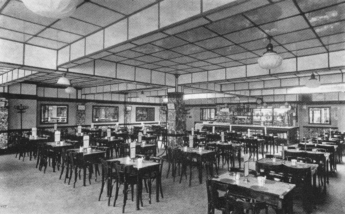 1890's Edwardian style Express restaurant in Hounslow. (From Express Story 1864 - 1964)