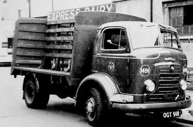 1950's Rigid Truck OGT 918, Co: 1491 (Courtesy Richard Gaylard)