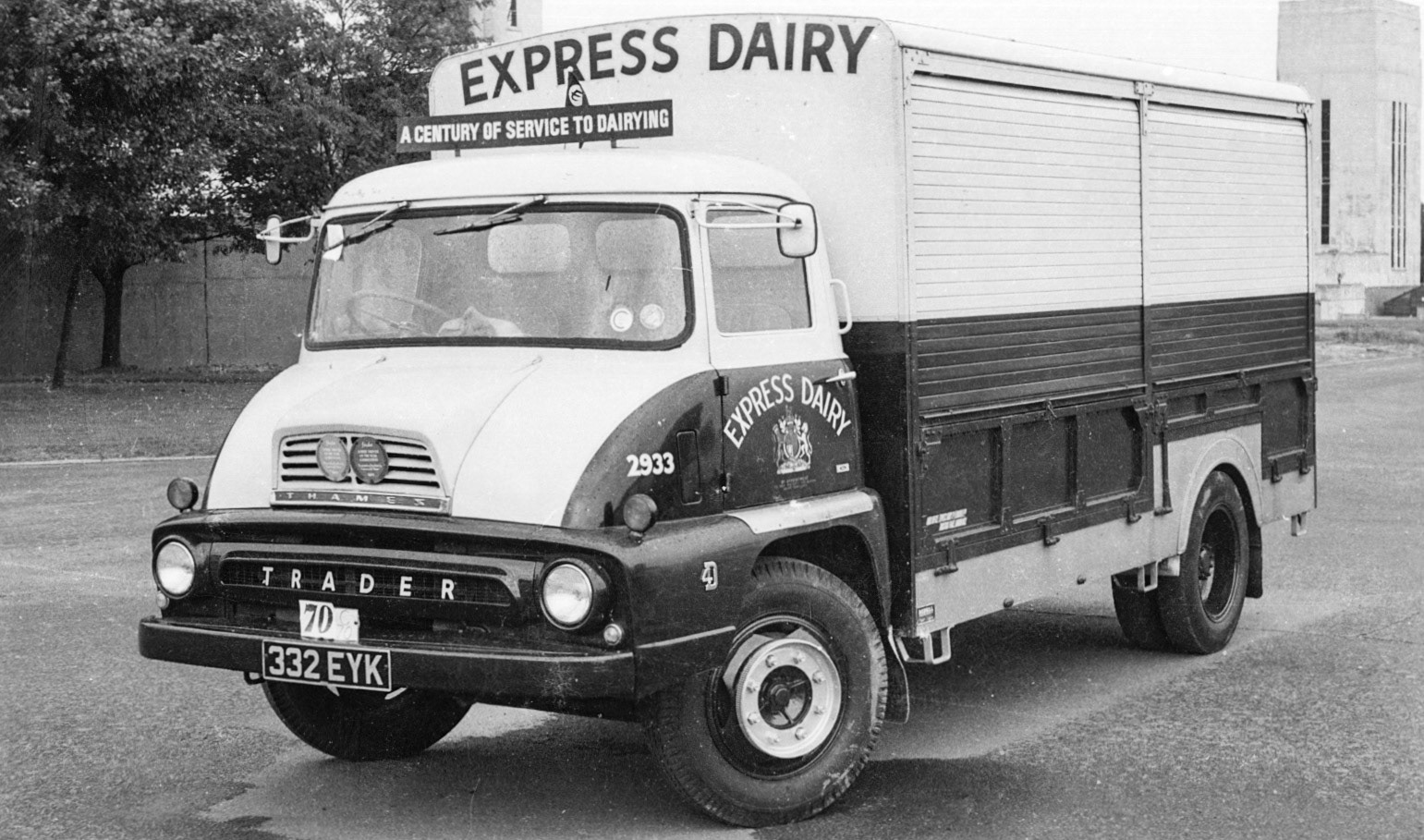 1960s Thames Trader 332 EYK, Co: 2933.(Courtesy Paul Luke)