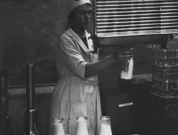 Milk Production Story (1920-1930) - from the cow to the baby's bottle. British Pathé. Milk cooled before bottling.