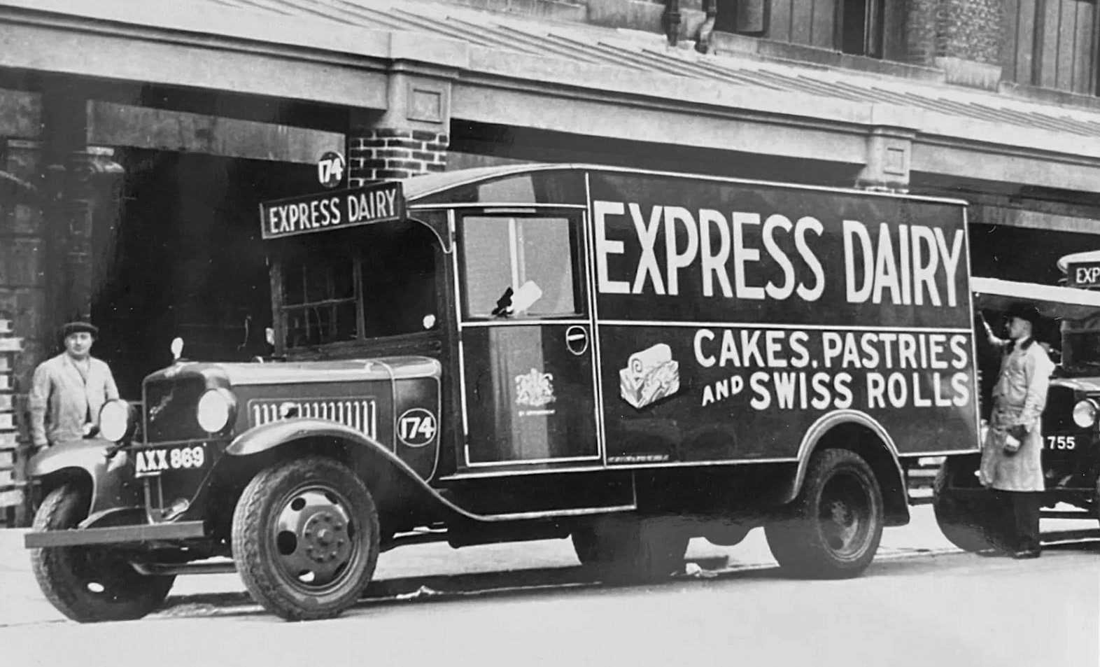 1950? Vehicle from the Express Bakery in Highbury ,London (Courtesy Dave Fane)