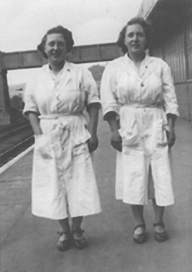 Doris and Peggy Wilkins at Seaton Junction (Courtesy Allhallows Museum, Honiton)