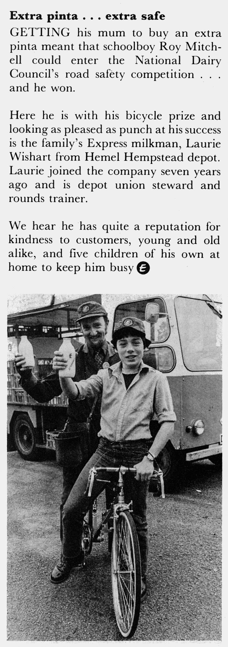 1981 Schoolboy Roy Mitchell wins NDC Bike competition, supported by Hemel milkman Laurie Wishart. (April Express News)