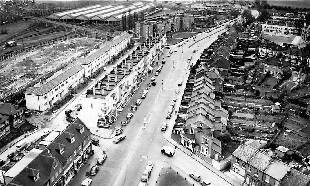 1962 London Road, Morden from the top of Crown House. Dairy and railway bridge just visible by the bend in London Road. (Courtesy J B C Prestatyn)