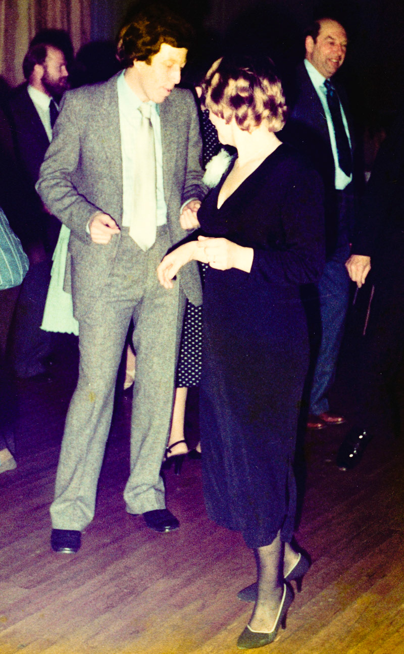 Ben Samuels identifies Tony and Doreen Bishton. (Courtesy Joe Lyons)